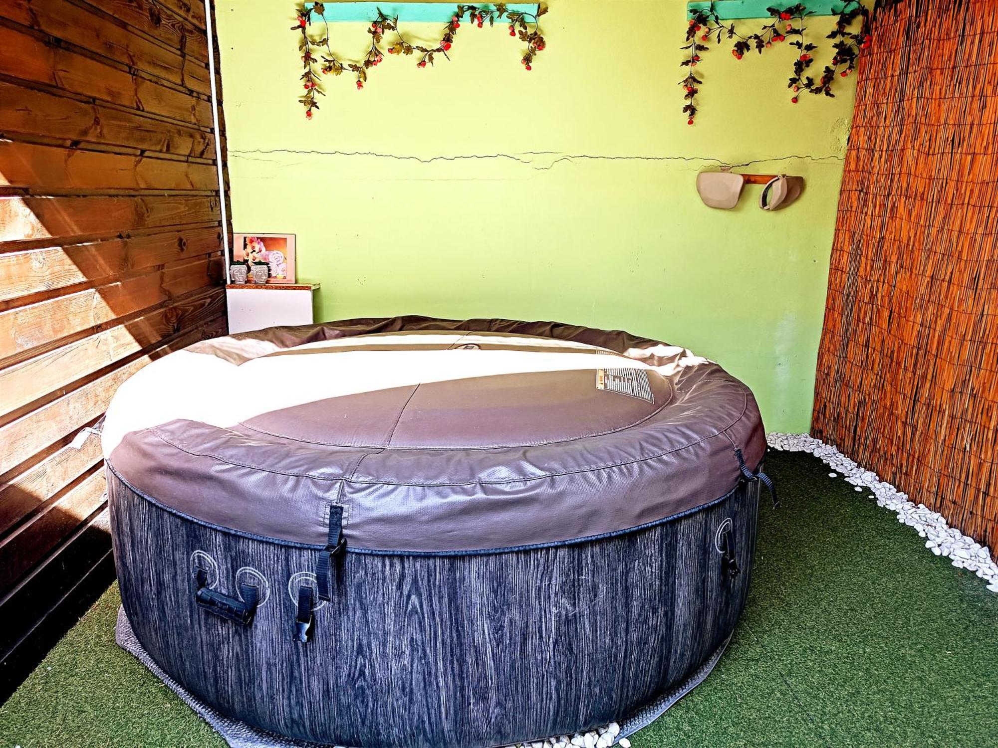 Chambre Privee 2 - Case Creole Le Mistral,Chez Kevin Saint-André Dış mekan fotoğraf